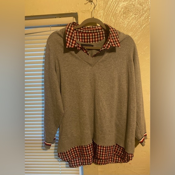 Tommy Hilfiger Sweater - Picture 1 of 4